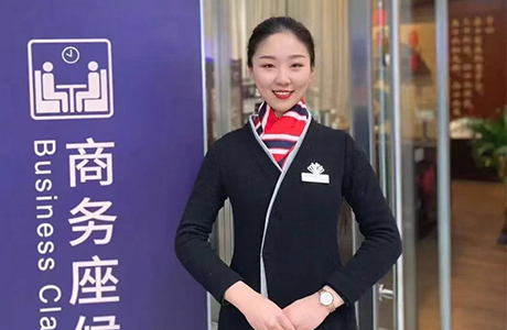贵宾厅接待员